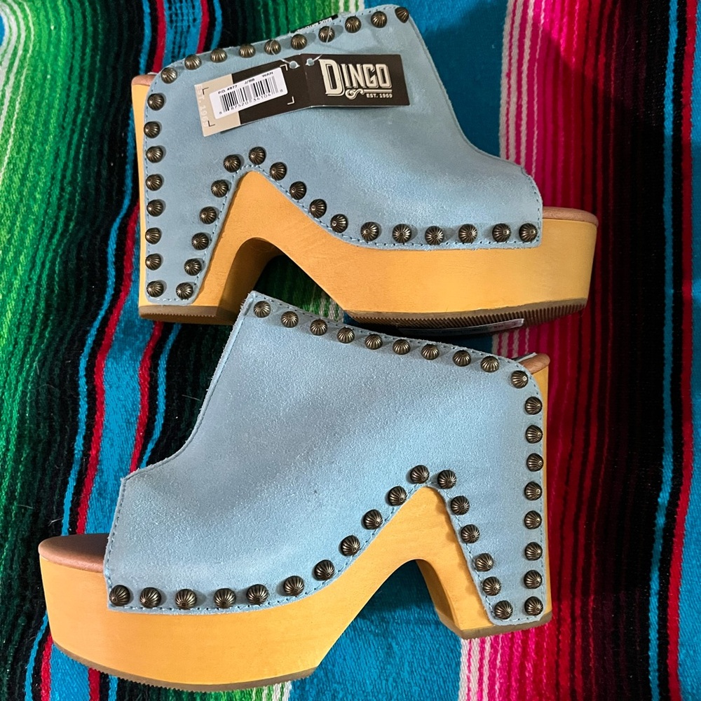 Dingo Women's Light Blue Studded Mules NWT